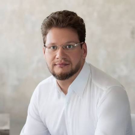 Артем Вячеславович Лукашин